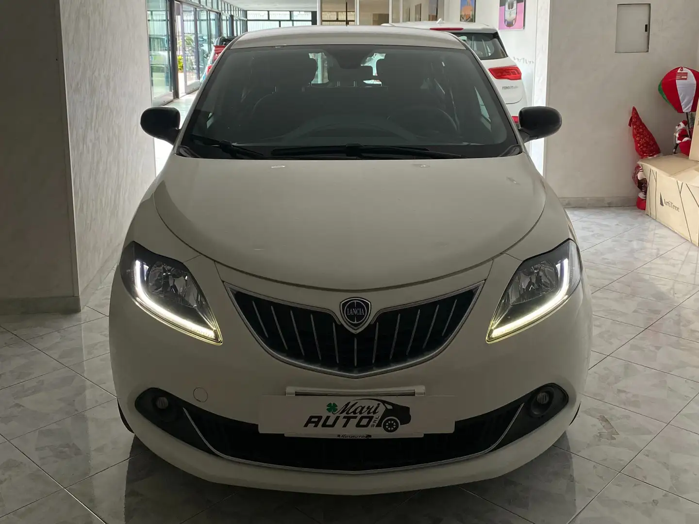 Lancia Ypsilon Ypsilon III 2021 1.0 firefly hybrid Gold s Bianco - 2