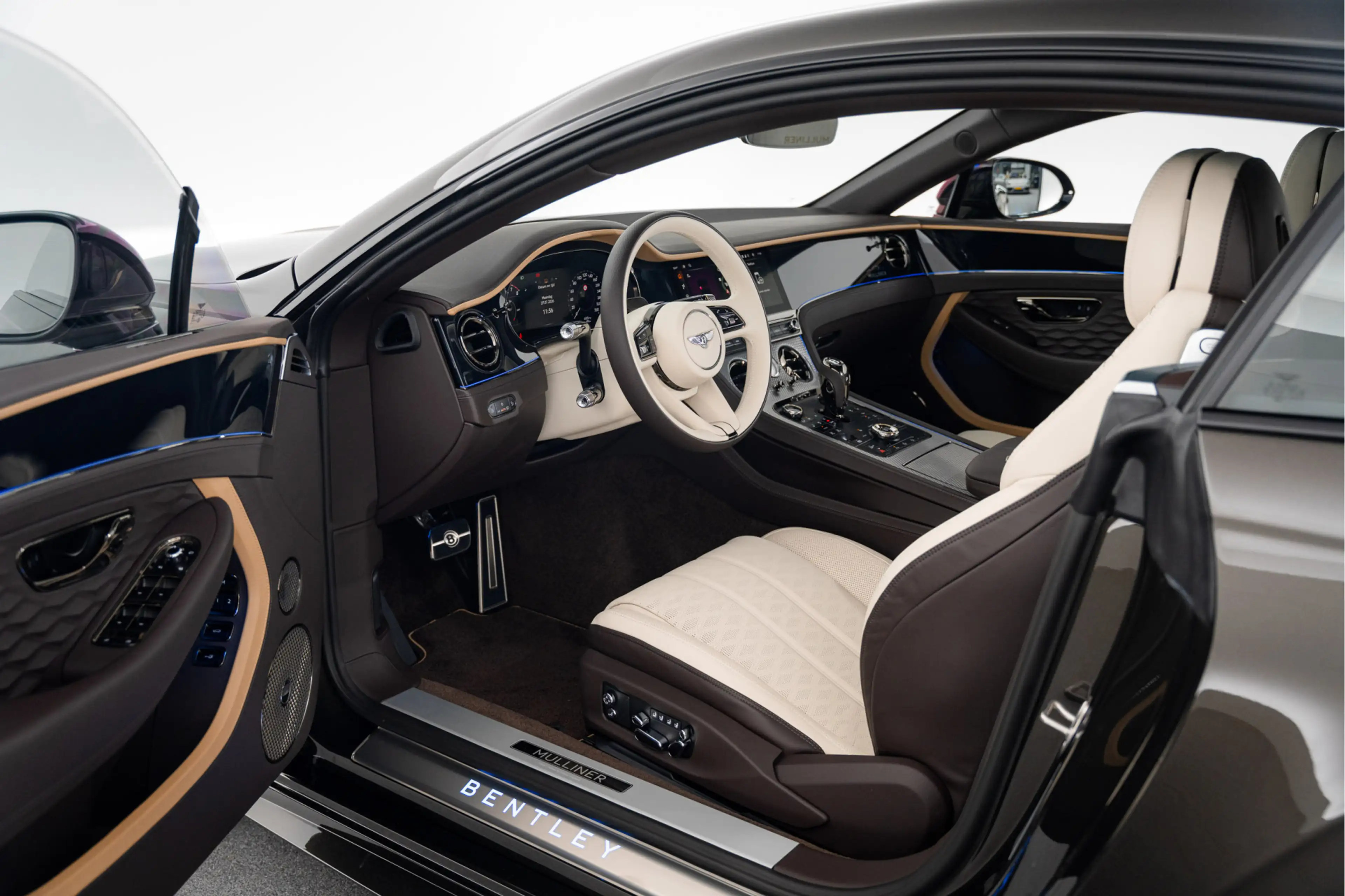 Bentley Continental GT Mulliner V8 Hybrid MY2026 — photo 6