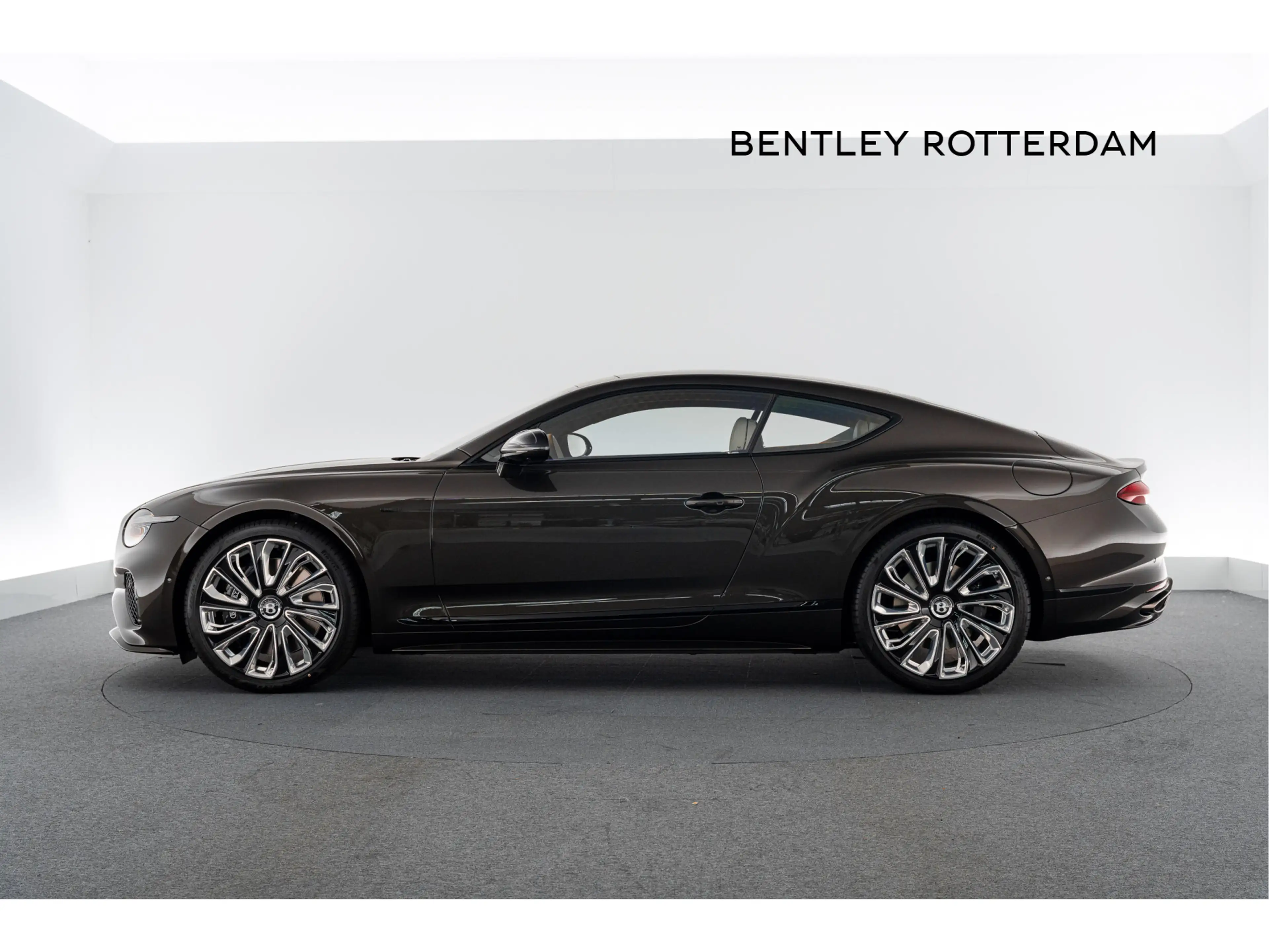 Bentley Continental GT Mulliner V8 Hybrid MY2026 — photo 2