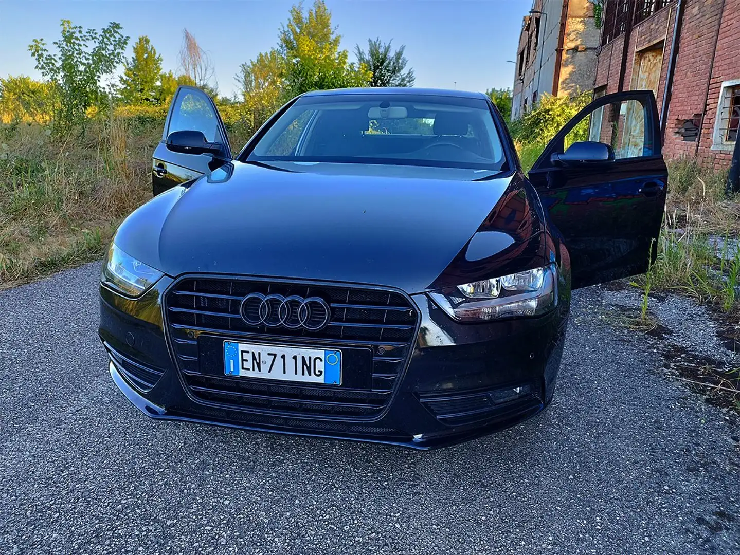 Audi A4 A4 2.0 tdi Ambiente 143cv Nero - 1