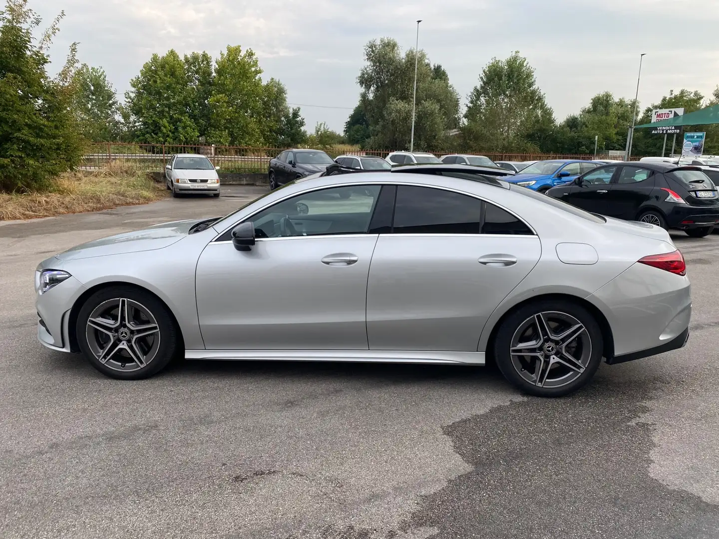 Mercedes-Benz CLA 250 CLA 250 Automatic 4Matic Premium Gris - 2