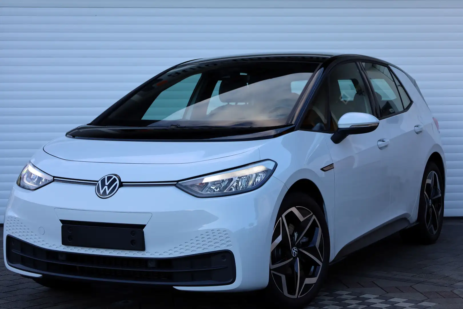 Volkswagen ID.3 ID.3 Pro 62kWh*19"-ACC-AHK-SHZ-CCS-NAV-LED-APP_CON Weiß - 1