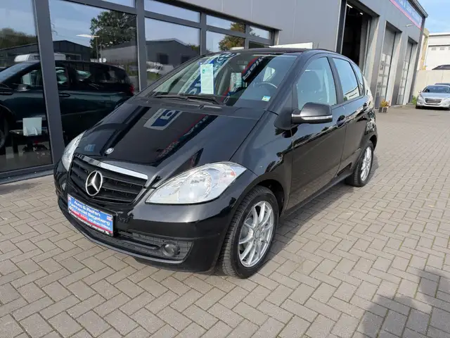 Mercedes-Benz A 160 5-türig*NAVI*ALU*ALLWETTER*SHZ*