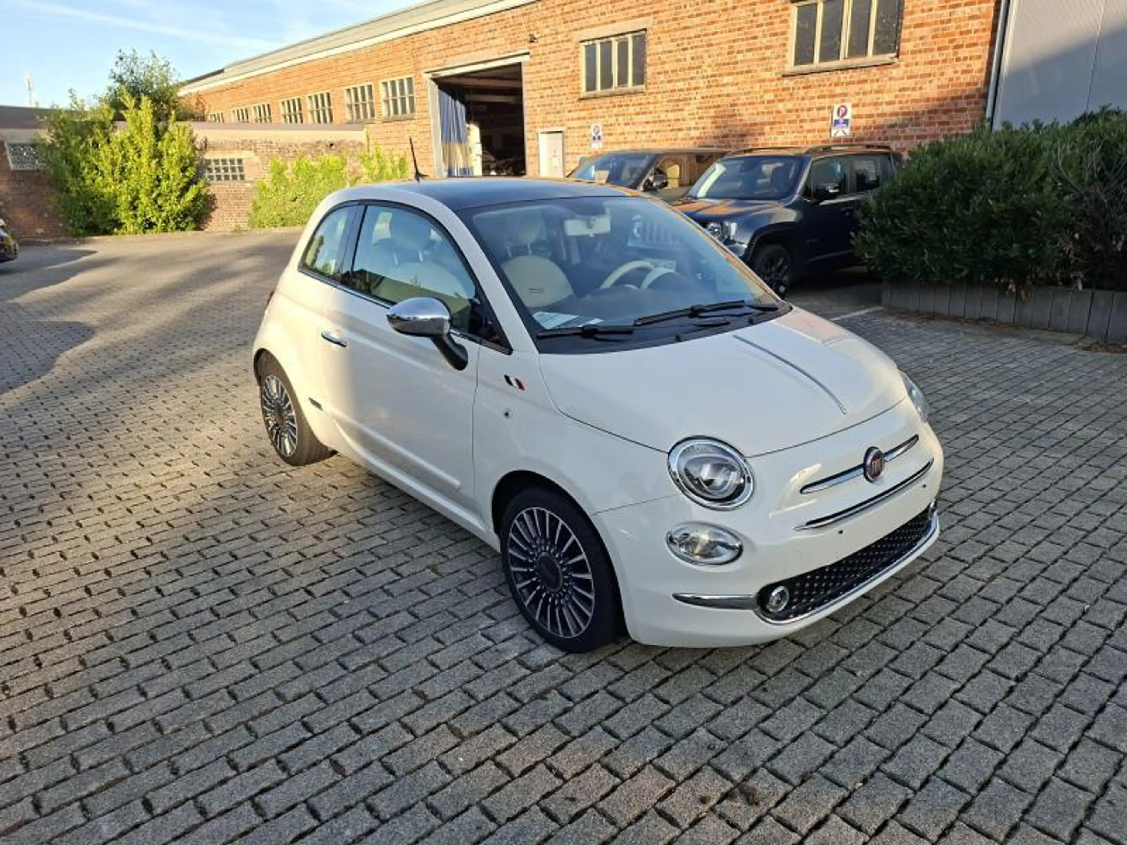 Fiat 500 Lounge — photo 2
