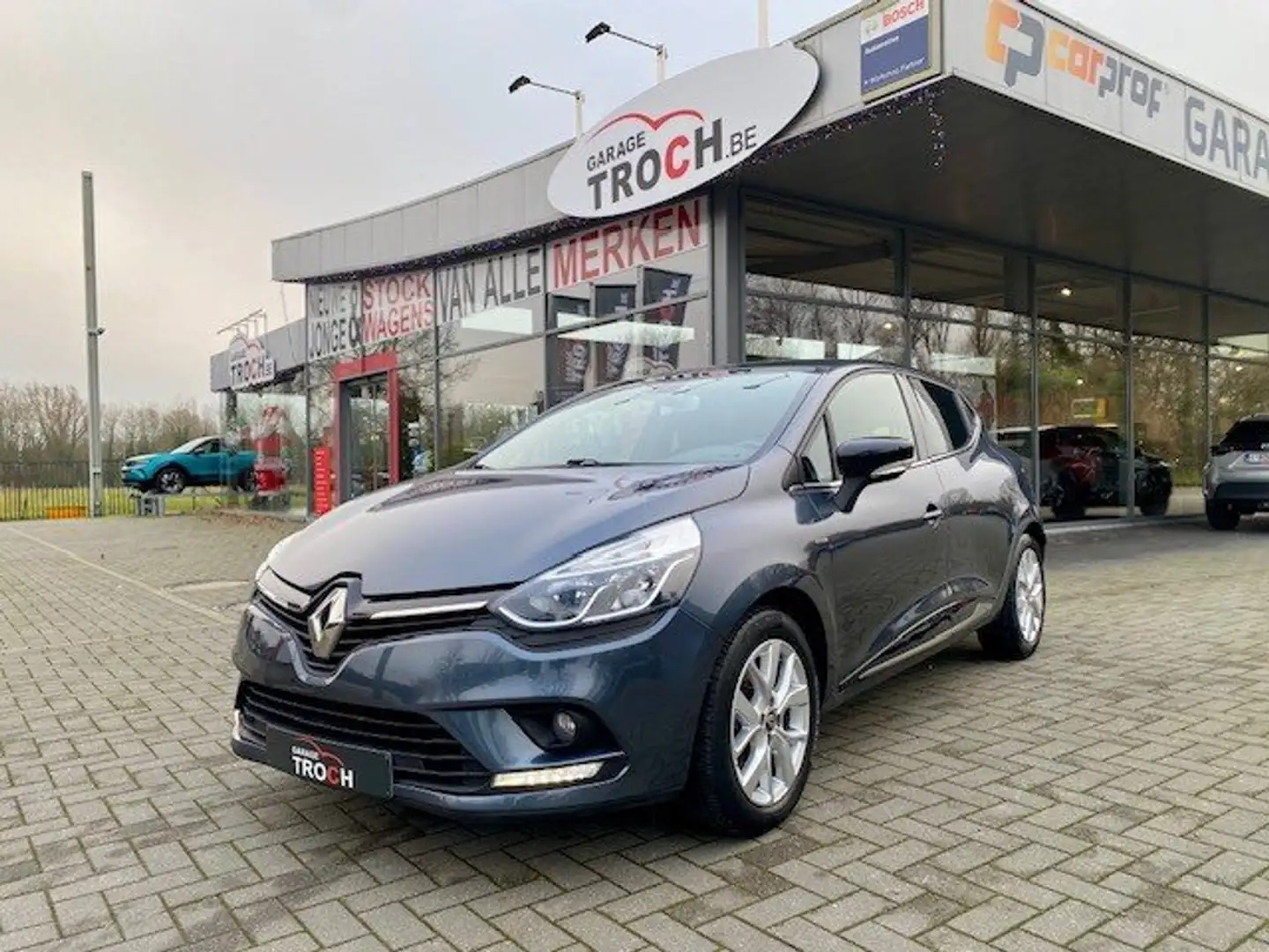 Renault Clio Clio 5d TCe 90PK Limited Park. sens. / App conn. Grijs - 1