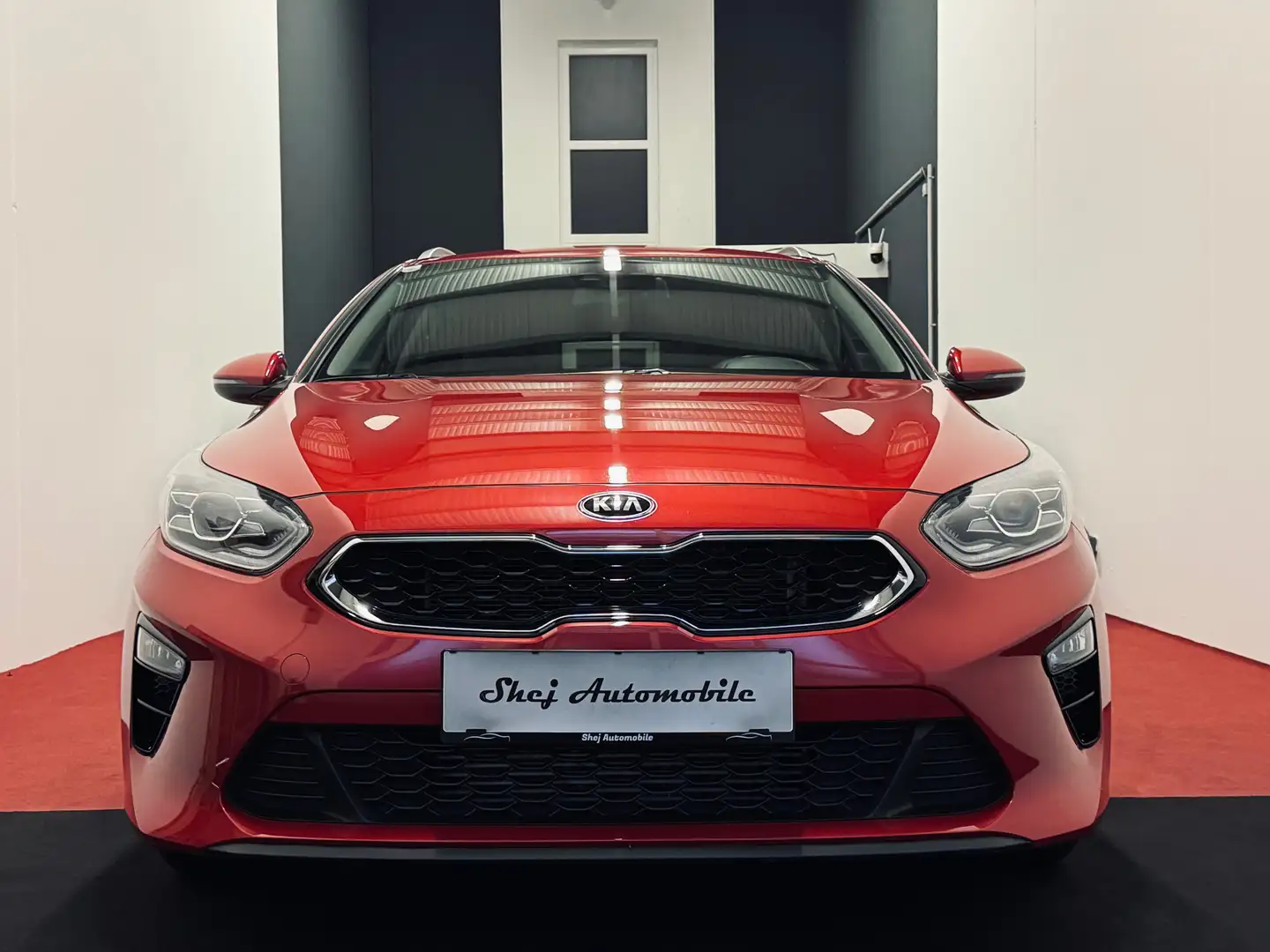 Kia Ceed SW / cee'd SW 1,6 CRDi SCR ISG Gold 48V Mild-Hybrid Rot - 2