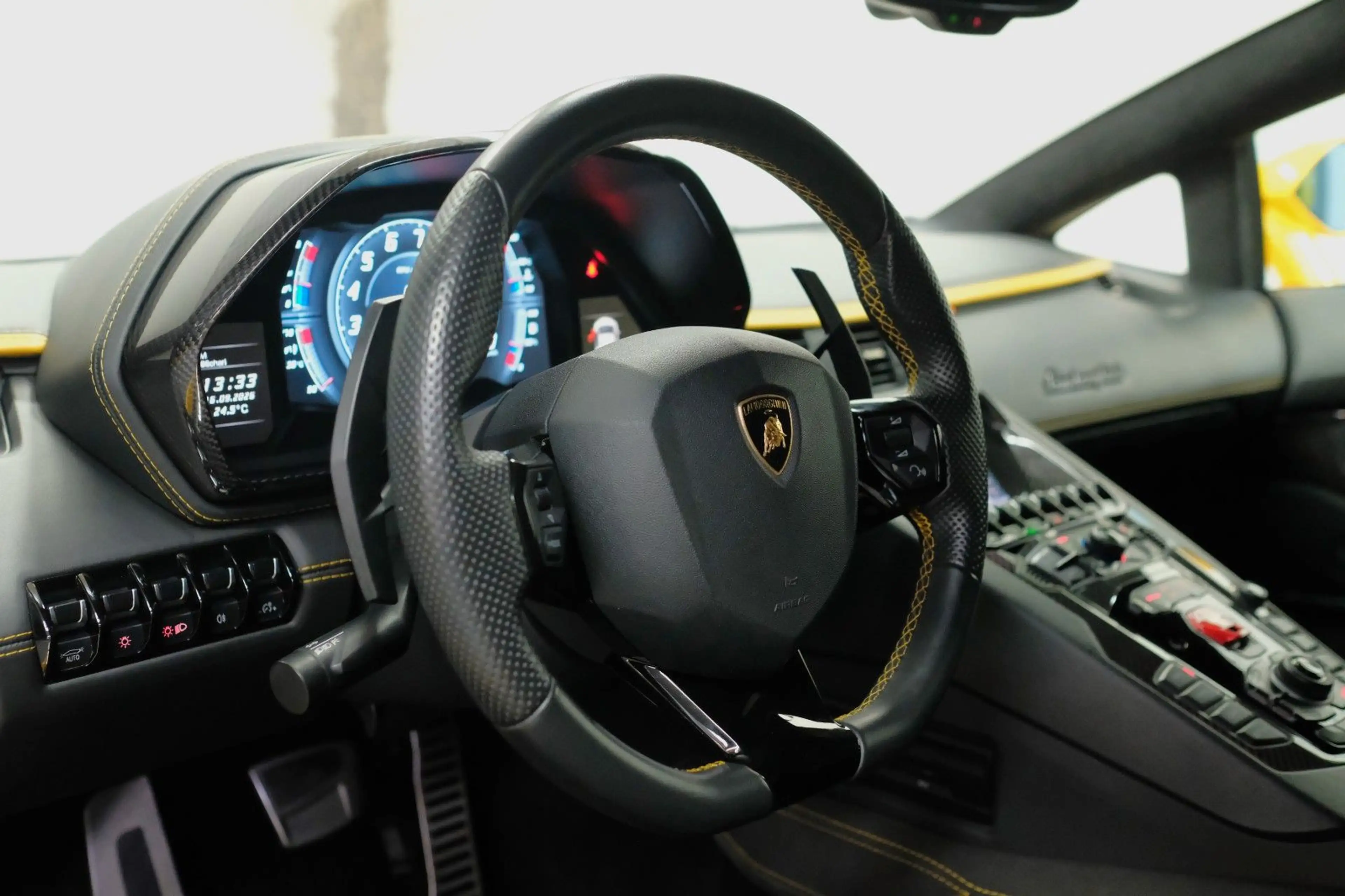 Lamborghini Aventador S/FULL CARBON/LIFT/WARRANTY/SERVICENEU — photo 15