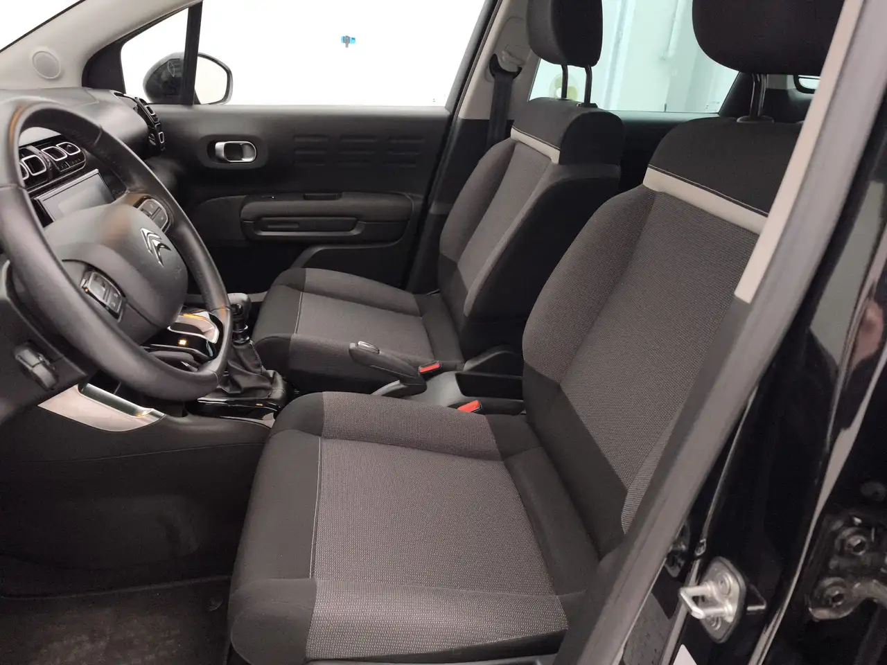 Citroen C3 Aircross 1.2 PureTech Feel 11