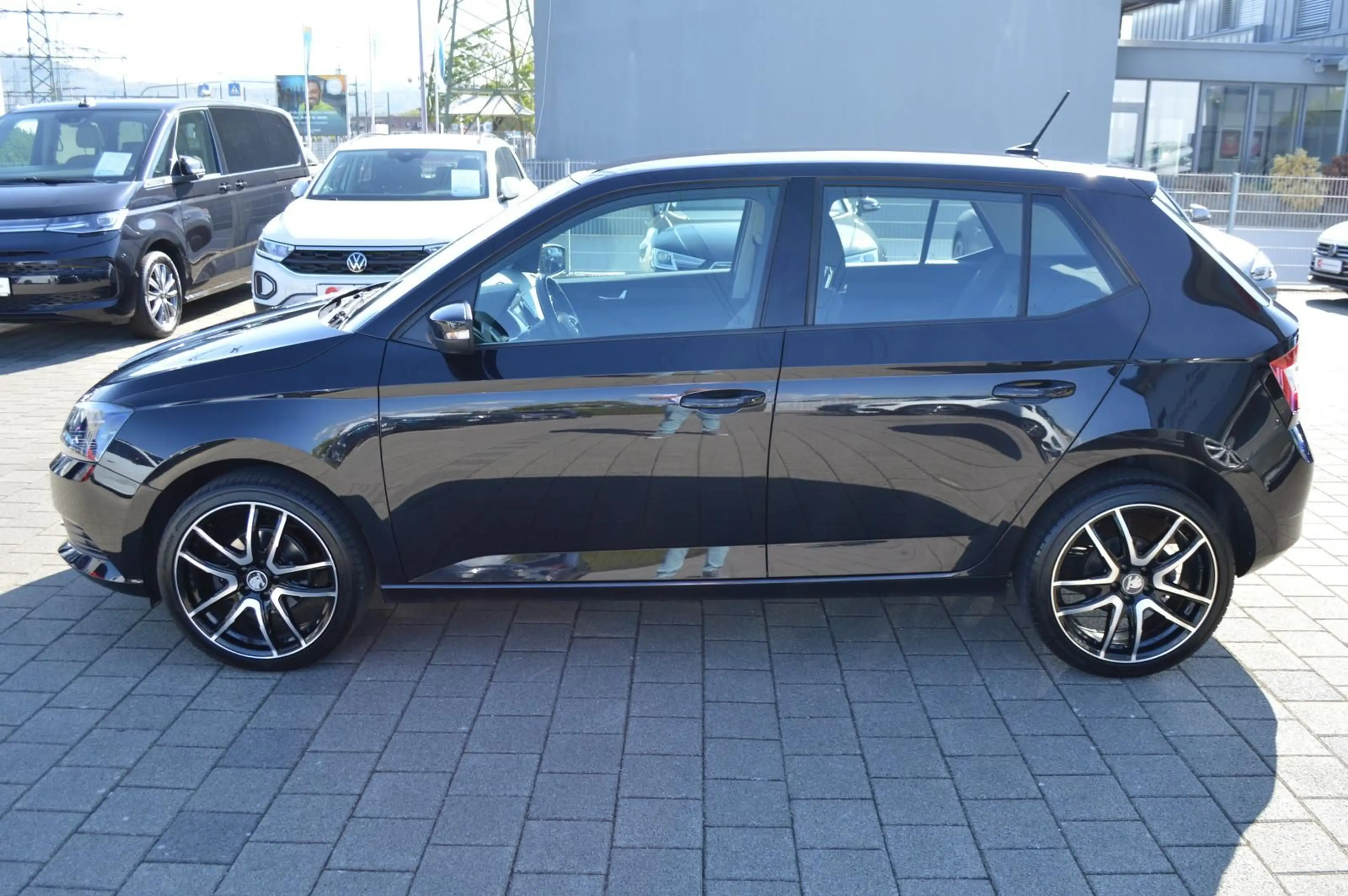 Skoda Fabia Activ*Klimaanlage*Tempomat*BT-Media*SHZ* — photo 3