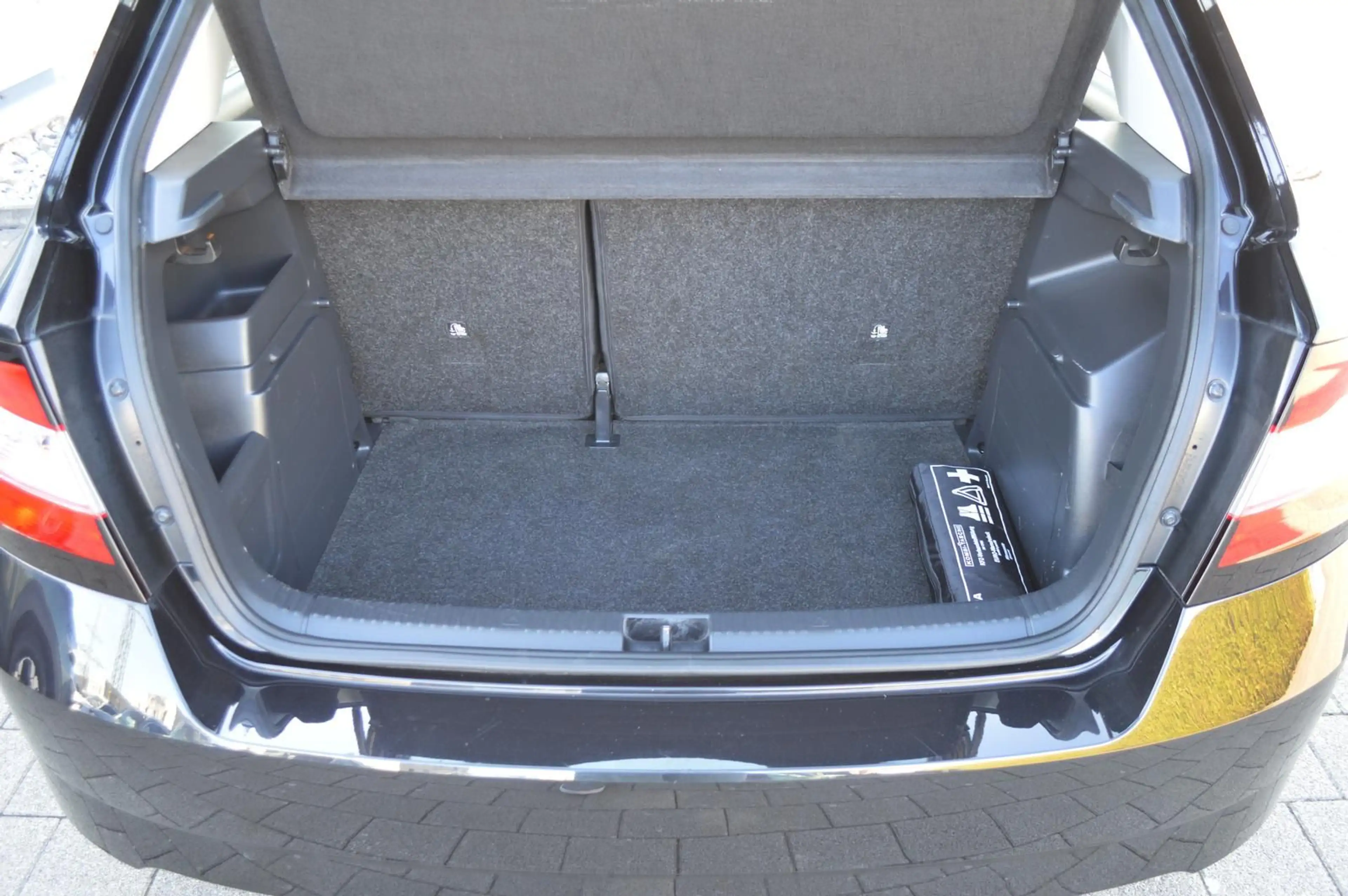 Skoda Fabia Activ*Klimaanlage*Tempomat*BT-Media*SHZ* — photo 10