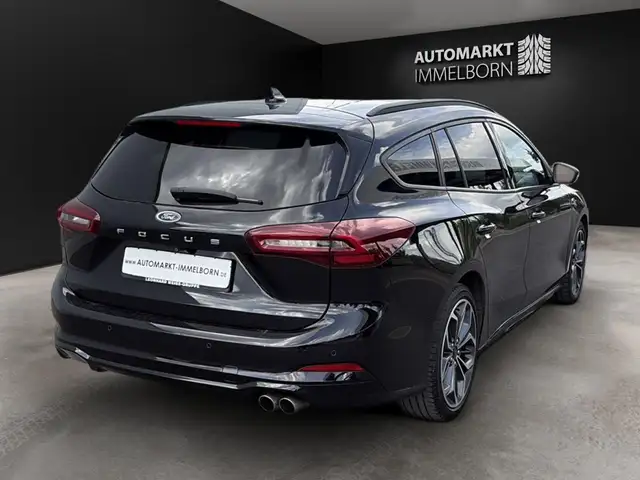 Ford Focus view 7