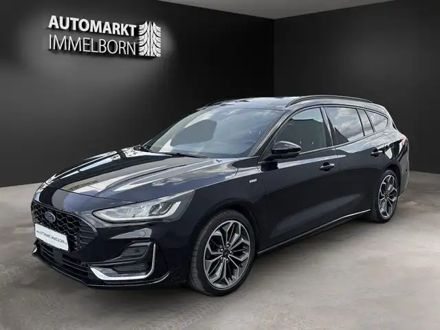 Ford Focus view 4