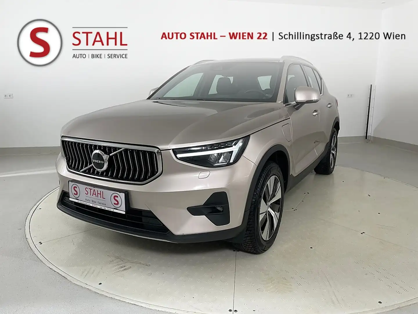 Volvo XC40 T4 Recharge PHEV Recharge Core | Stahl Wien 22 Grau - 1