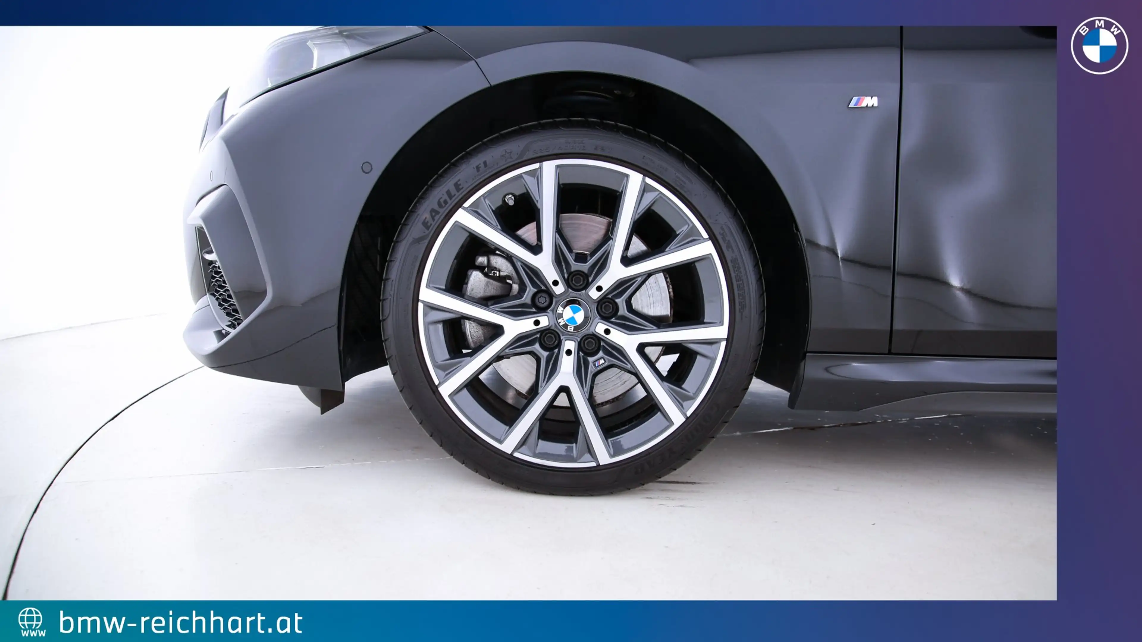 BMW 220 i — photo 13