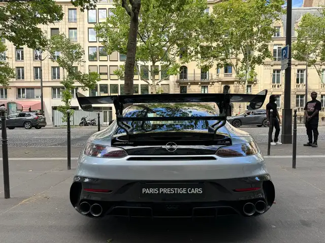 Mercedes-Benz Amg GT view 7