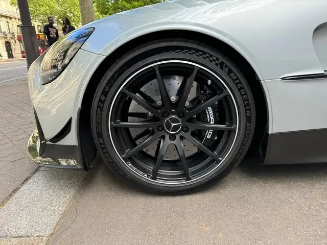 Mercedes-Benz Amg GT view 10