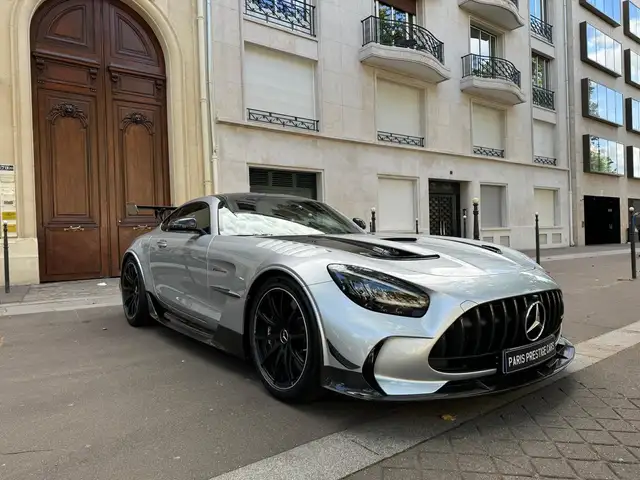 Mercedes-Benz Amg GT view 4