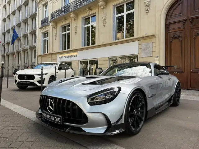 Mercedes-Benz Amg GT view 2