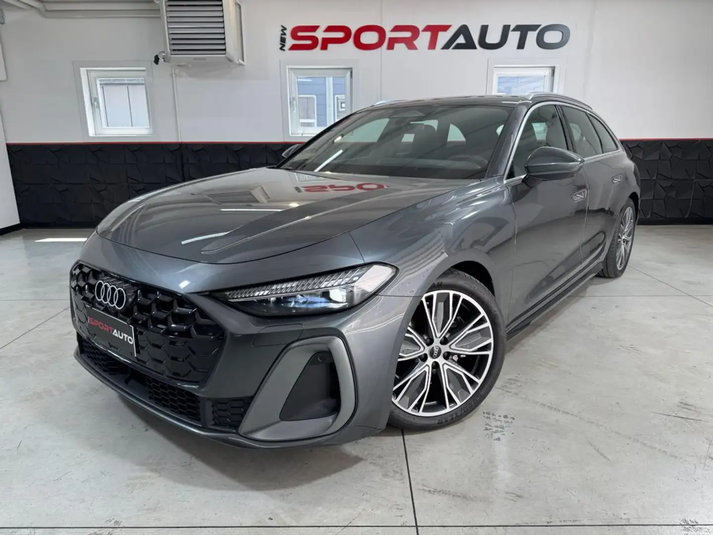 Audi A5 Avant TDI 150 kW mHEV+ S tronic quattro S Line edi Grijs - 1