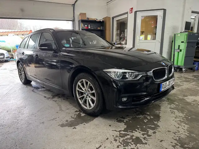 BMW 318 i Zyl.Kopfdicht. def u-frei Scheckhft Tuv Navi AHK