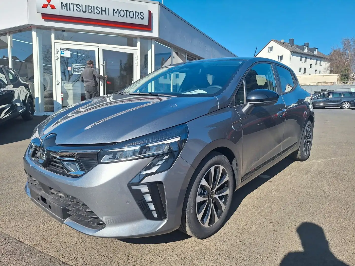 Mitsubishi Colt PLUS 1.0 Benziner 5-Gang Černá - 1