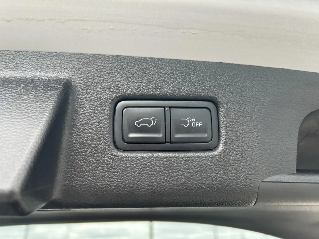 Kia Telluride снимка Kia Telluride