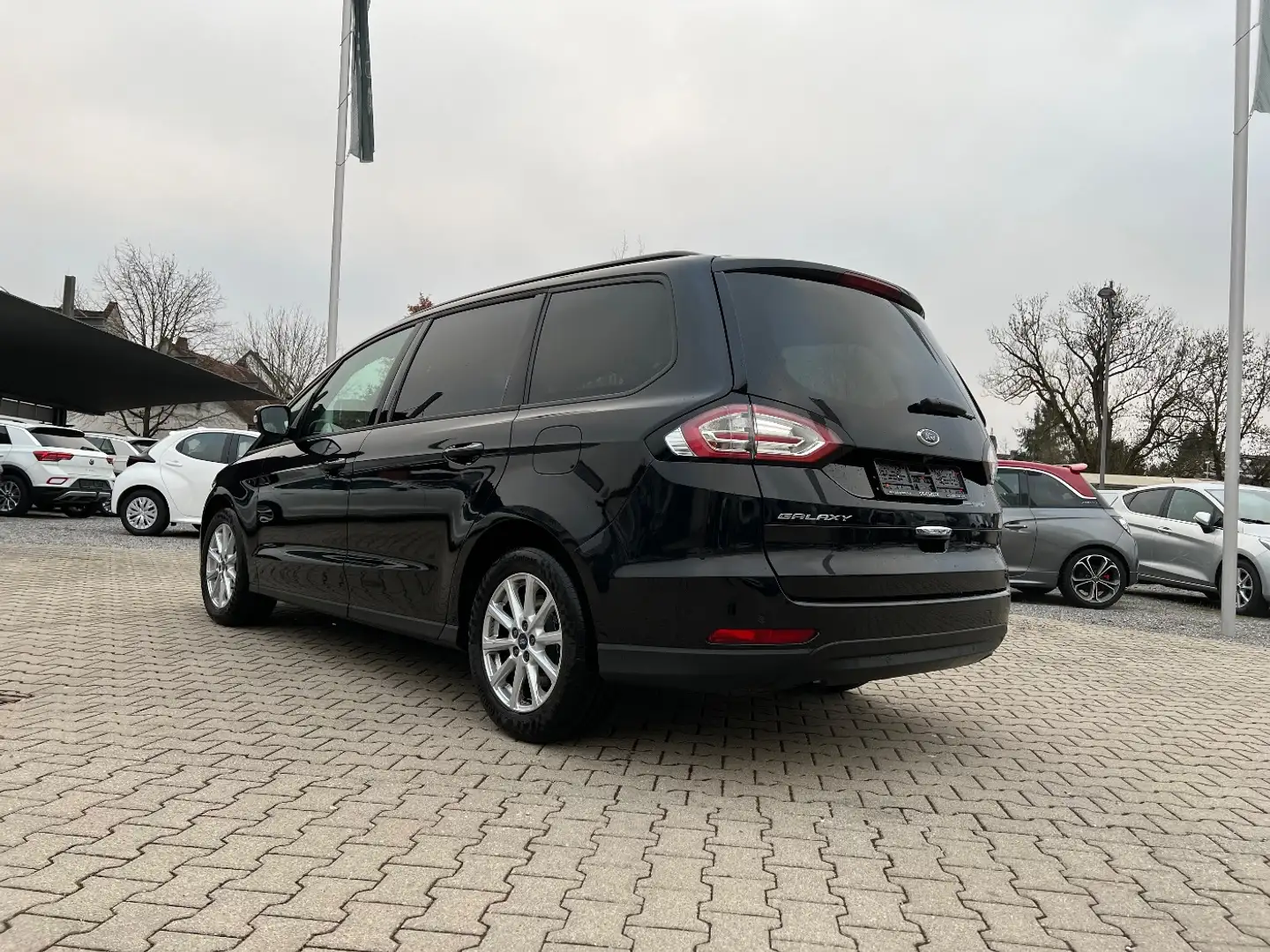 Ford Galaxy 2.0 EcoBlue Trend *LED Navi Sitzh.* Schwarz - 2