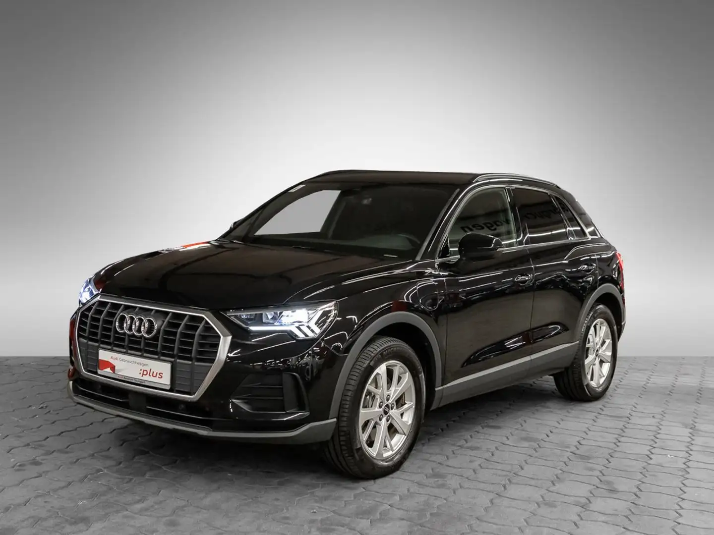 Audi Q3 45 TFSI e AHK ACC LED virtCo SHZ PDCplus Schwarz - 2