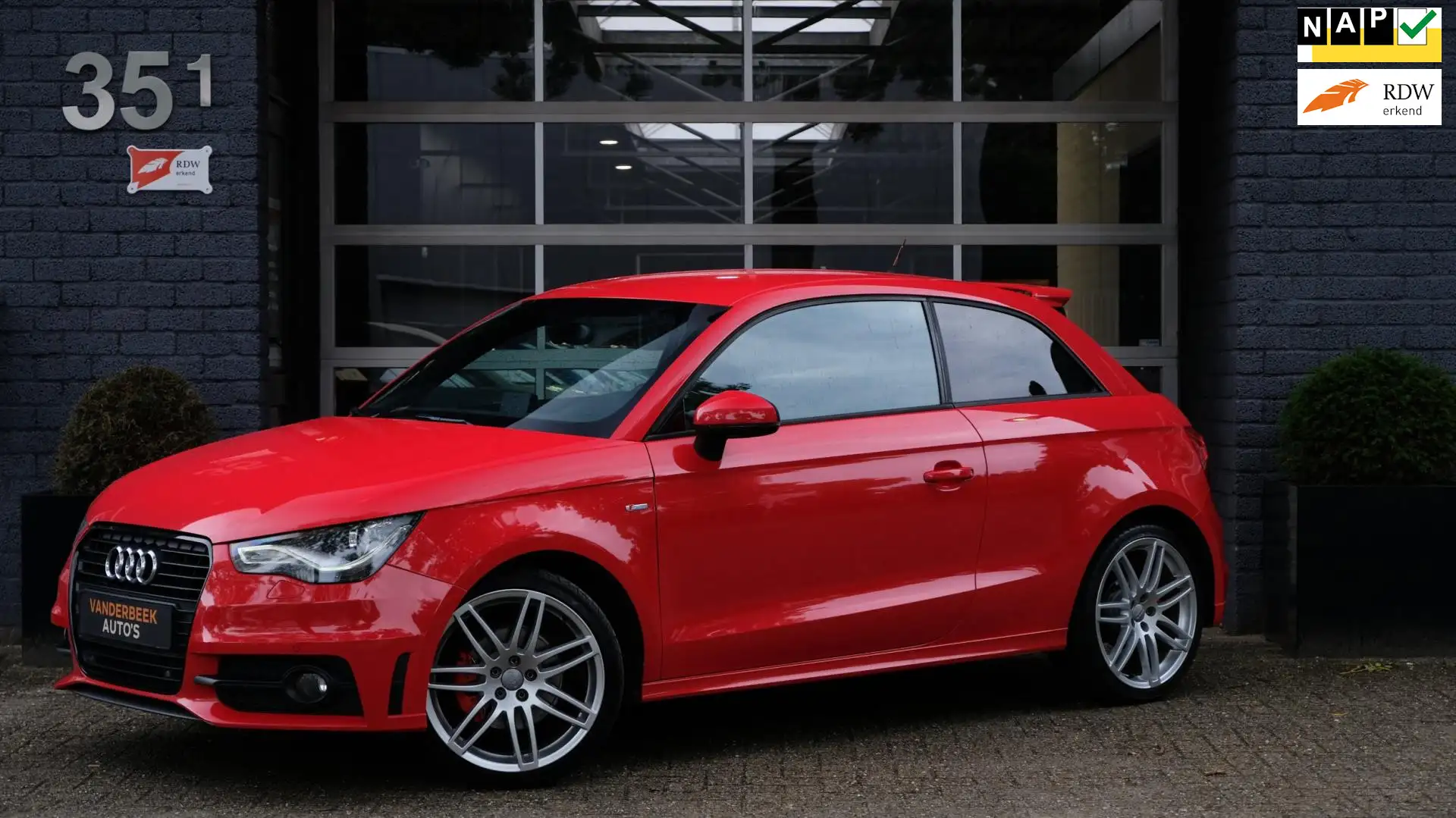 Audi A1 1.4 TFSI S-LINE|ABT|SCHAALSTOELEN|COMPETITION Rot - 1