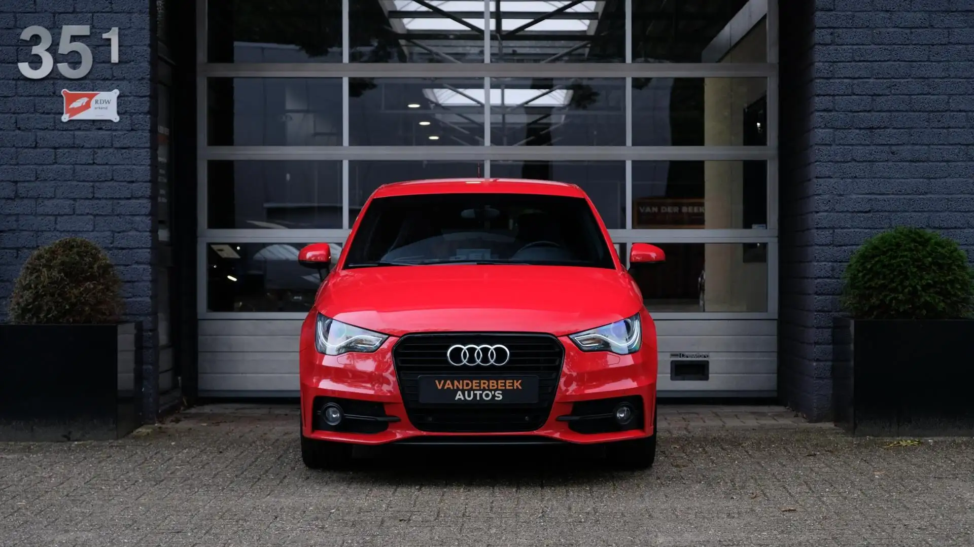 Audi A1 1.4 TFSI S-LINE|ABT|SCHAALSTOELEN|COMPETITION Rot - 2