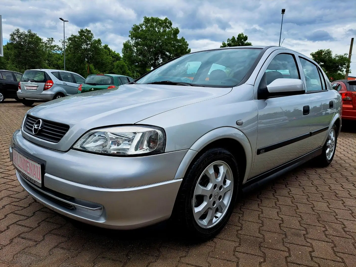 Opel Astra 1.8 16V Selection Plateado - 1