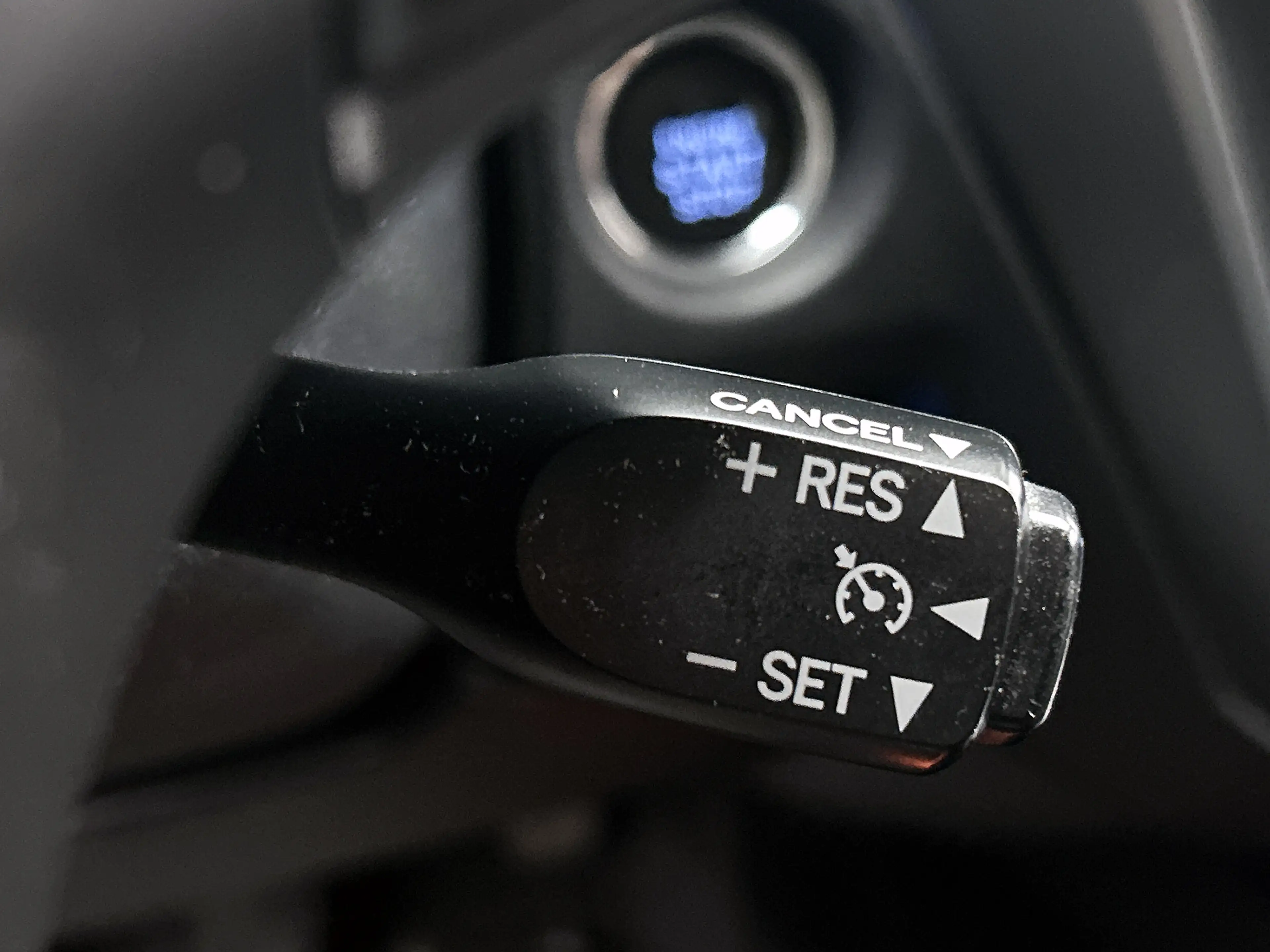 Toyota Avensis Touring Sports 1.8 VVT-i Executive Business | Trek — photo 15