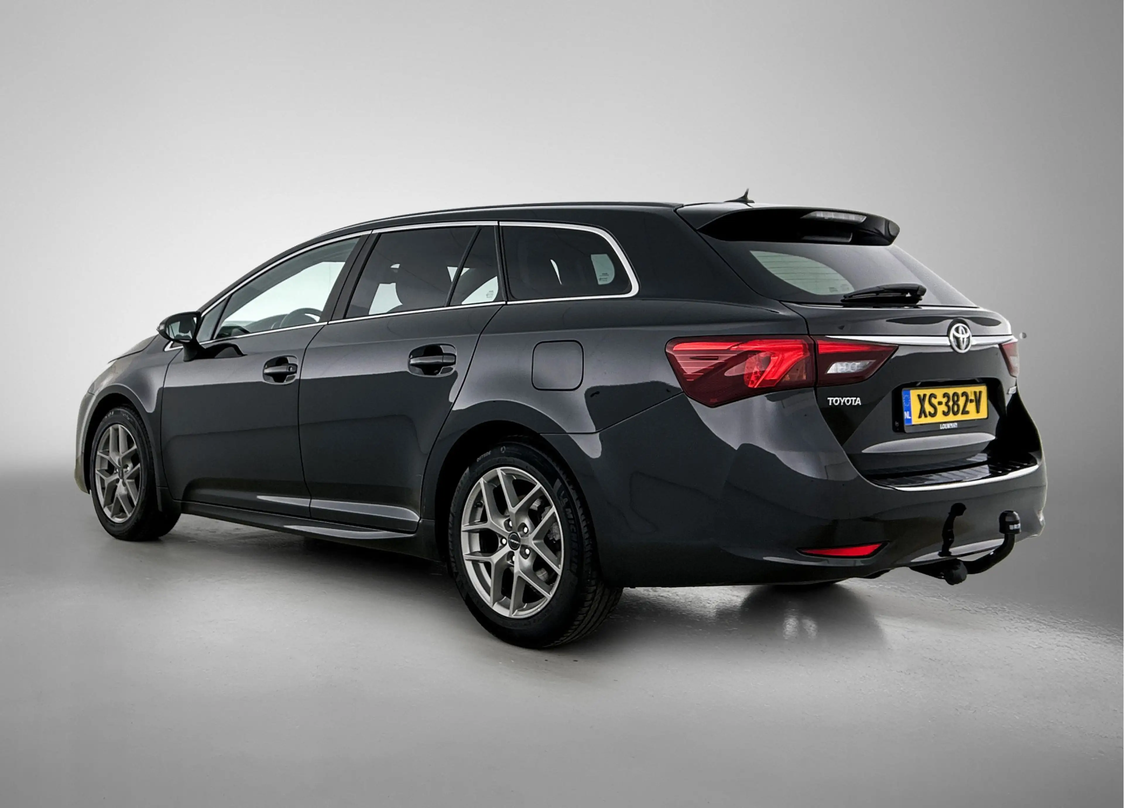 Toyota Avensis Touring Sports 1.8 VVT-i Executive Business | Trek — photo 14