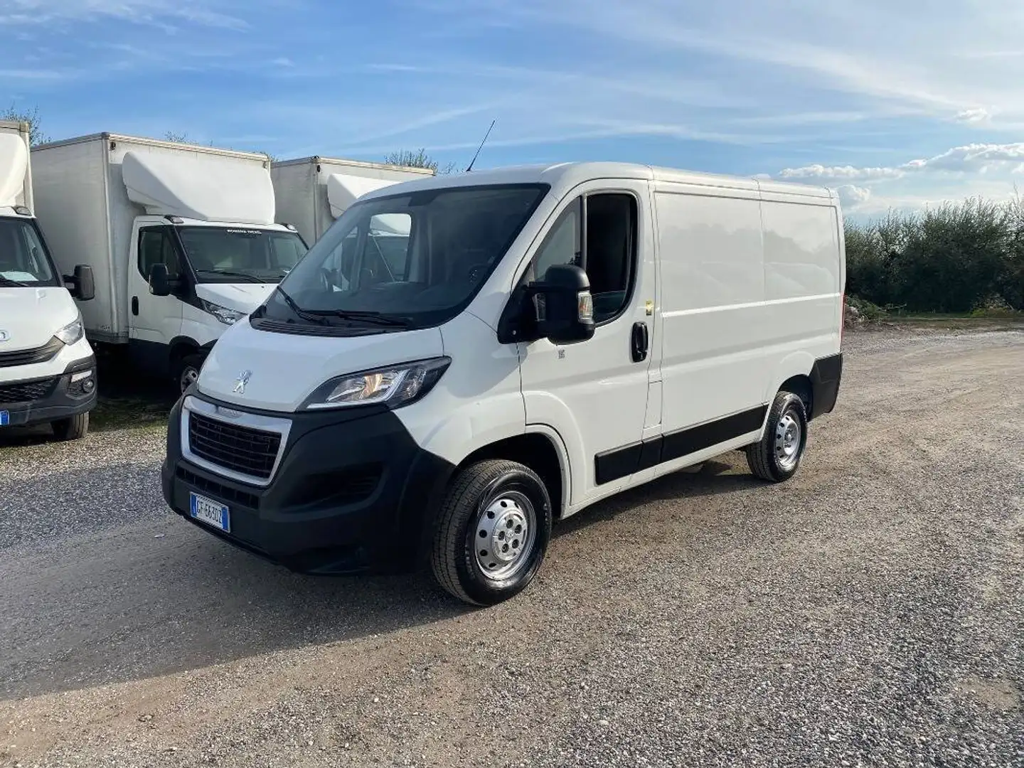 Peugeot Boxer 328 2.2 bluehdi 120cv S&S L1H1 Wit - 2