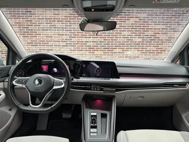 Volkswagen Golf view 9