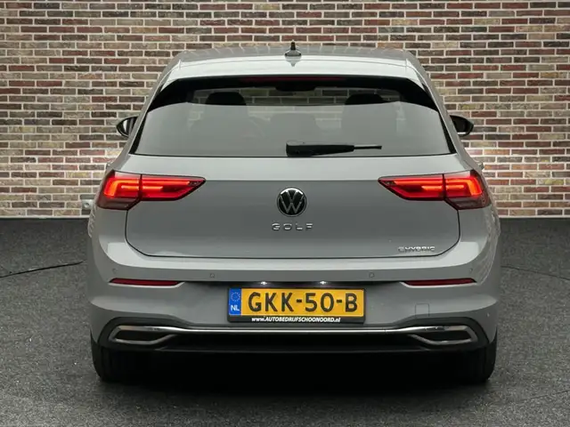 Volkswagen Golf view 7