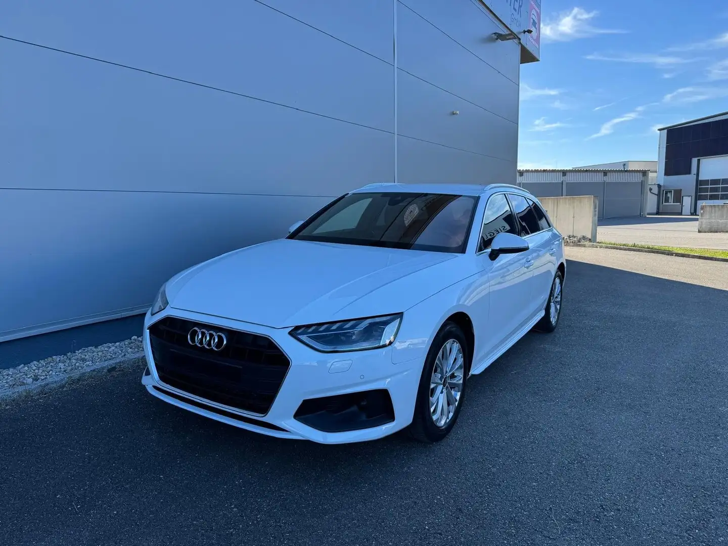 Audi A4 A4 Avant 30 TDI S-tronic **MATRIX**GARANTIE** Weiß - 1