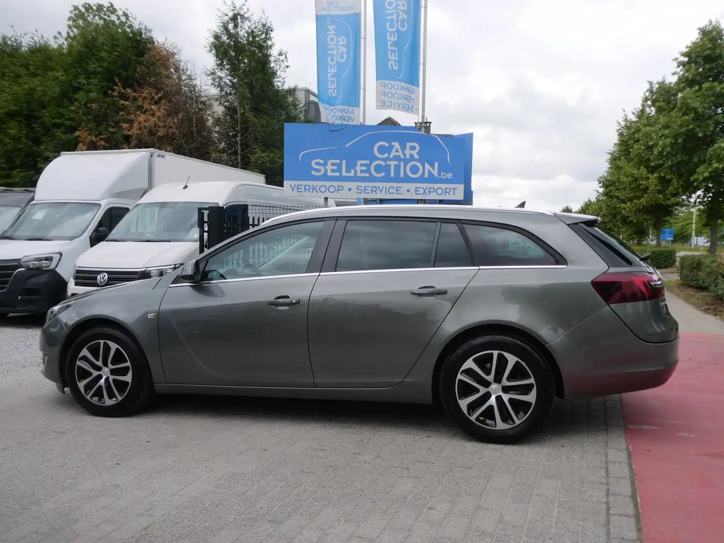 Opel Insignia Sports Tourer 1.6cdti *Distr.ketting rammelt* Gris - 1