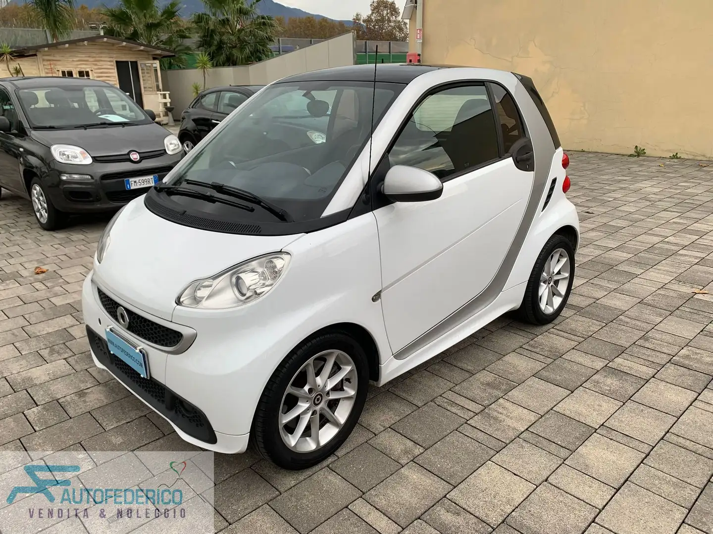 smart forTwo fortwo 800 40 kW coupé passion cdi CAMBIO AUTOMAT Blanc - 1