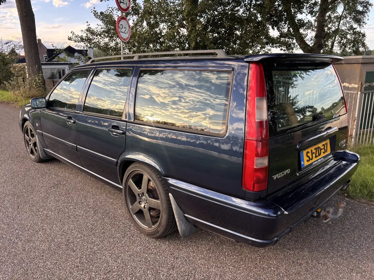 Volvo V70 2.3 R AWD, foto 7