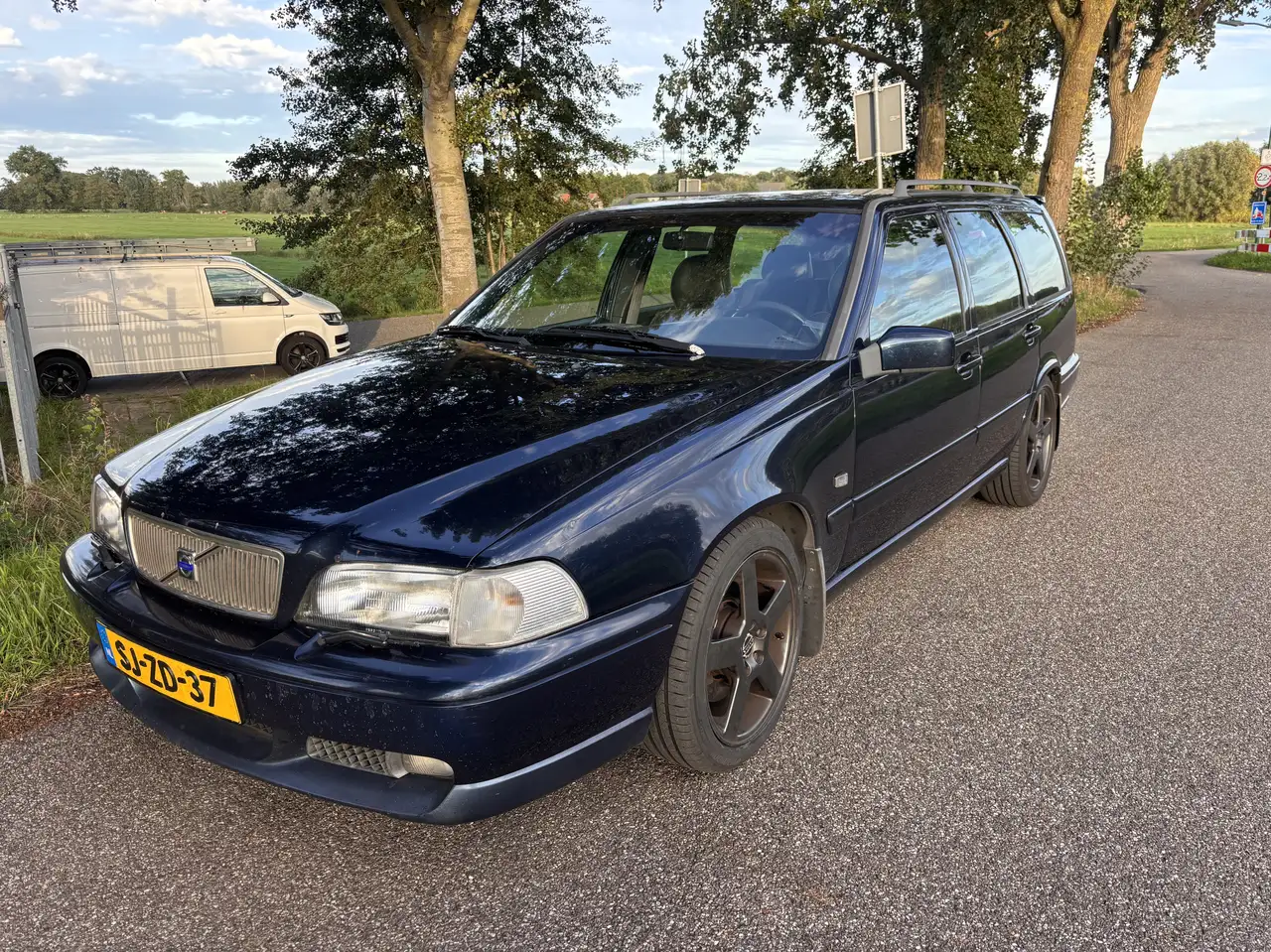 Volvo V70 2.3 R AWD, foto 2