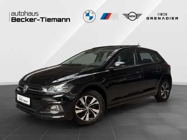 Volkswagen Polo CarPlay/ LED/ Tempomat/ Panoramadach