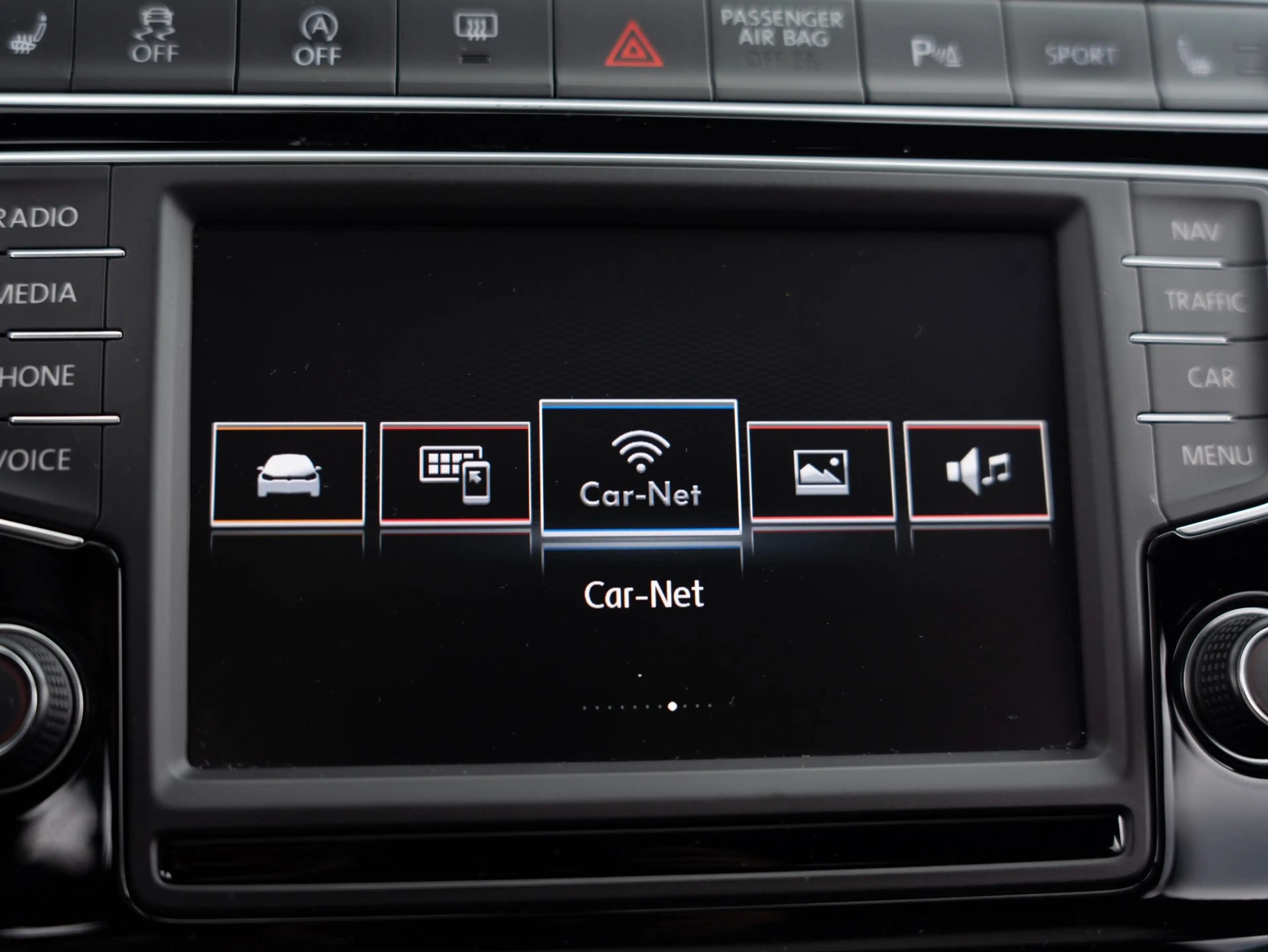 Volkswagen Polo GTI 1.8 TSI Pano Camera Cruise Alcantara Navi — photo 43