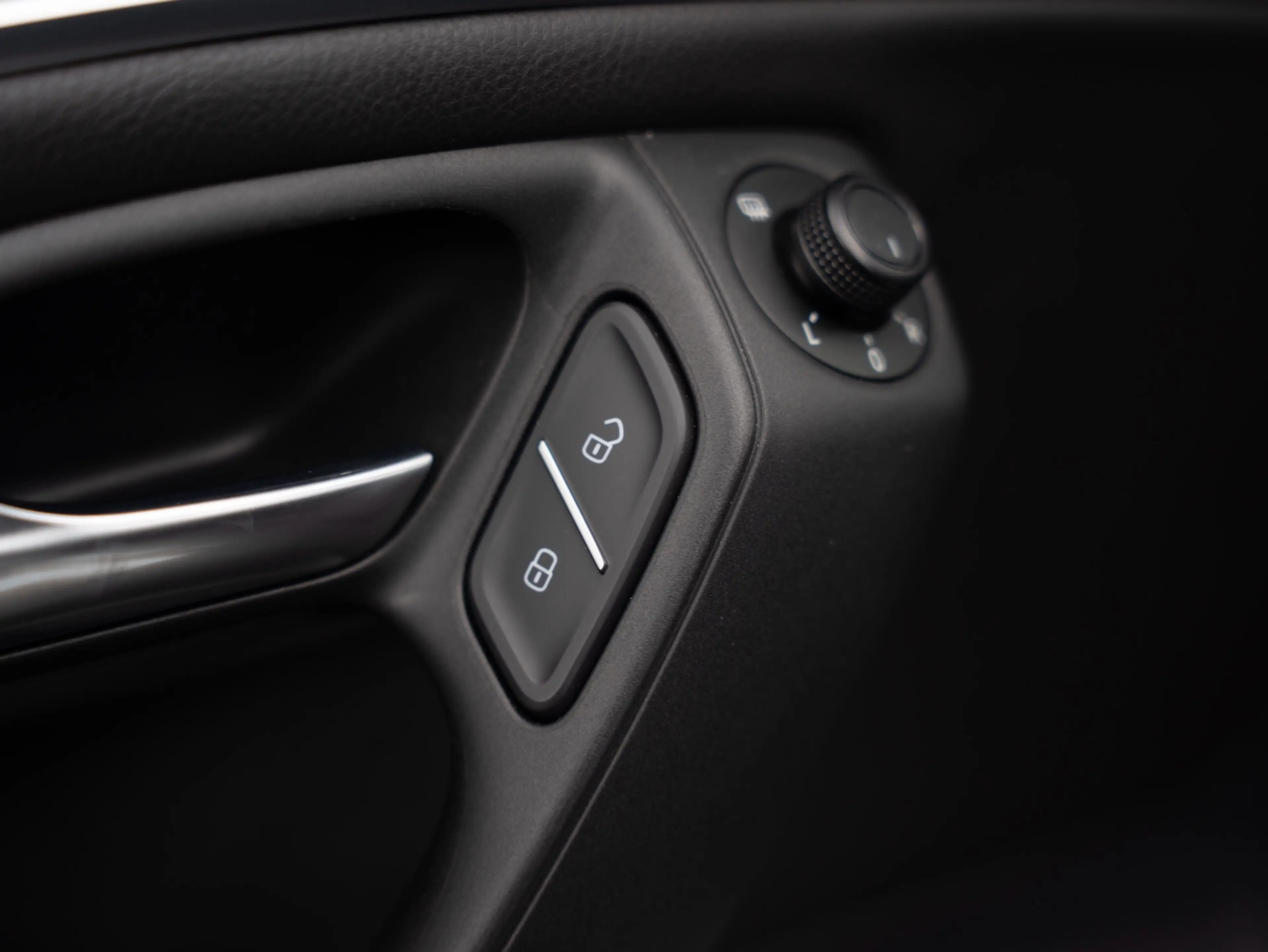 Volkswagen Polo GTI 1.8 TSI Pano Camera Cruise Alcantara Navi — photo 23