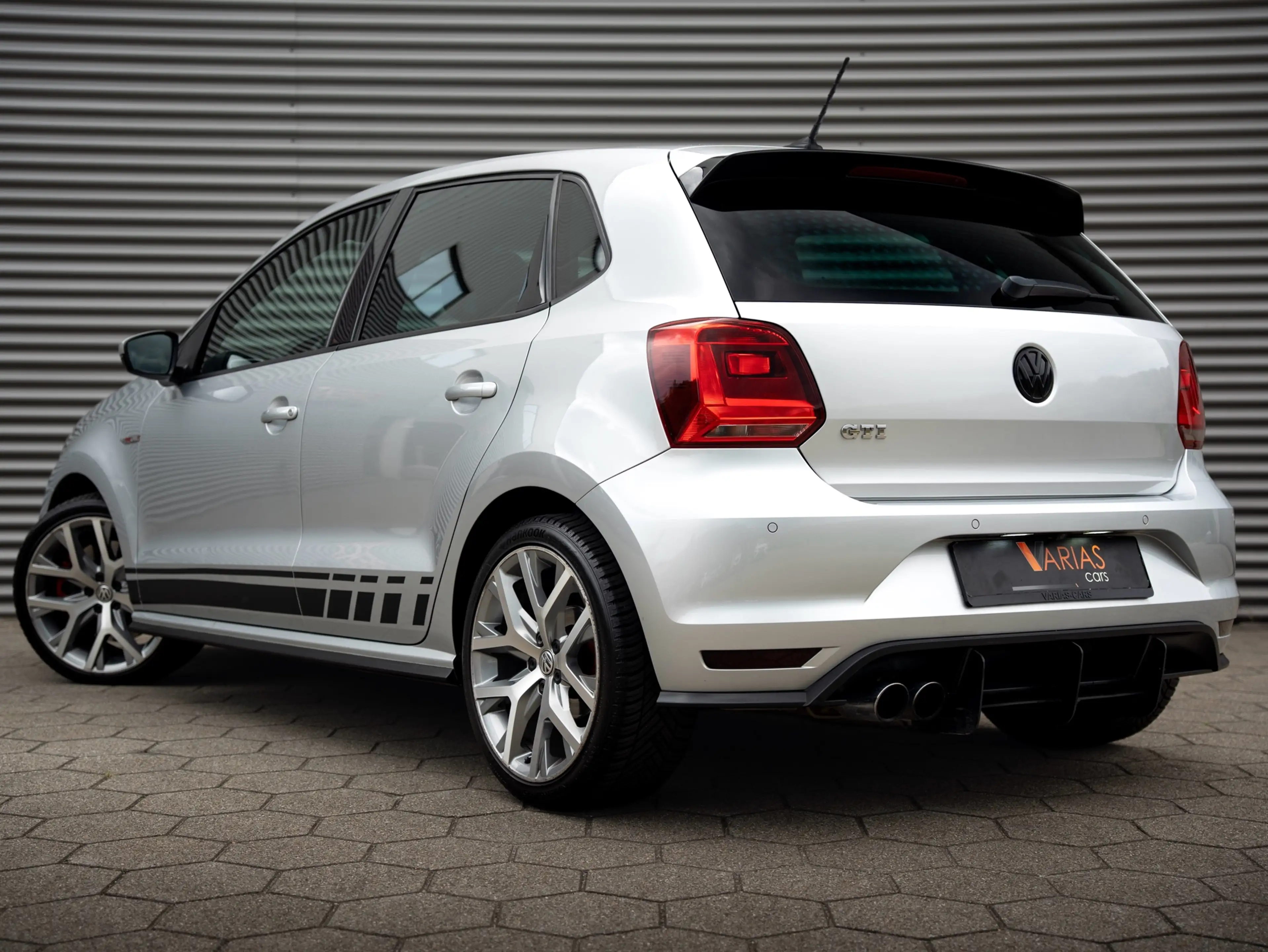 Volkswagen Polo GTI 1.8 TSI Pano Camera Cruise Alcantara Navi — photo 10