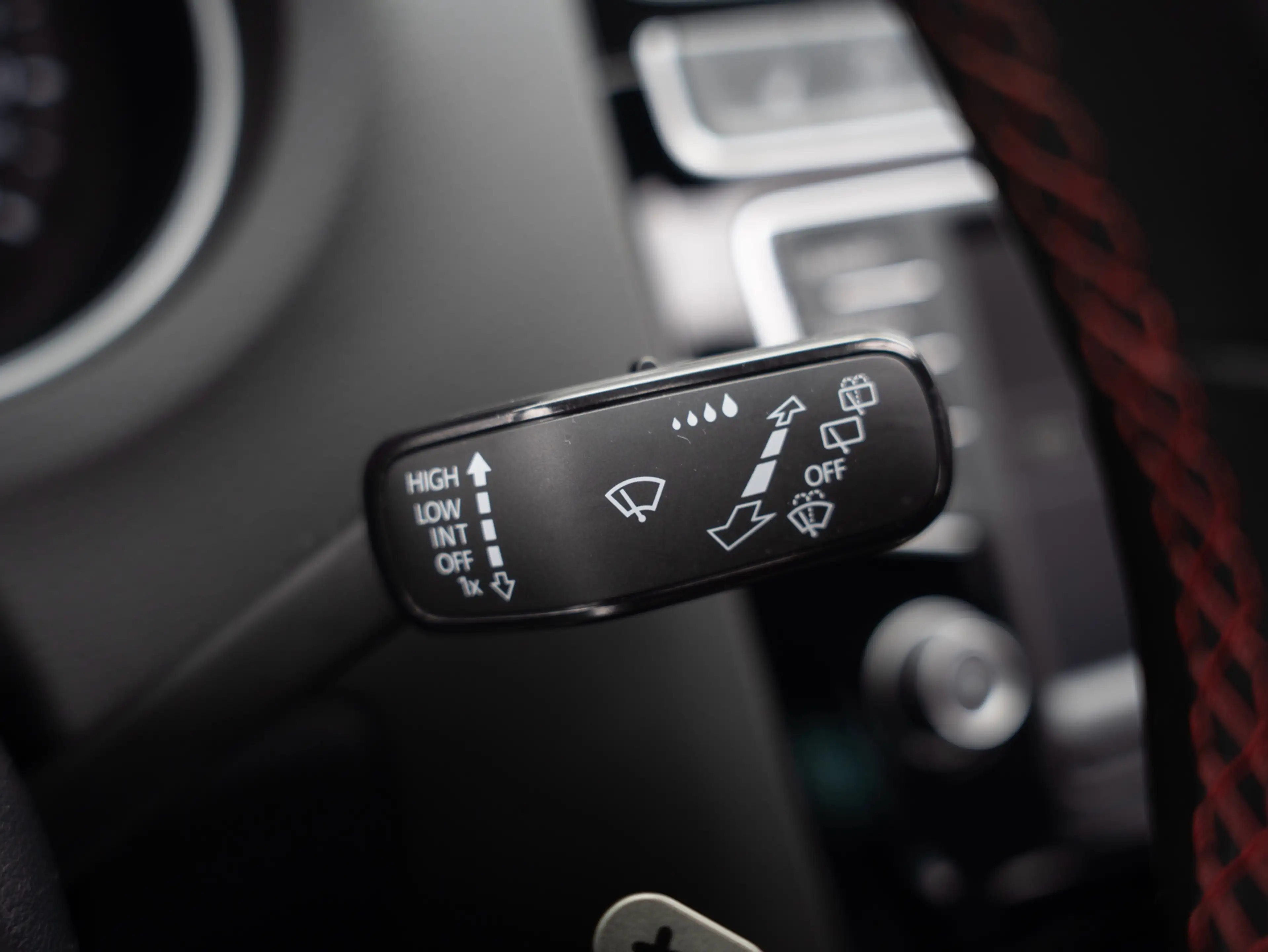 Volkswagen Polo GTI 1.8 TSI Pano Camera Cruise Alcantara Navi — photo 29