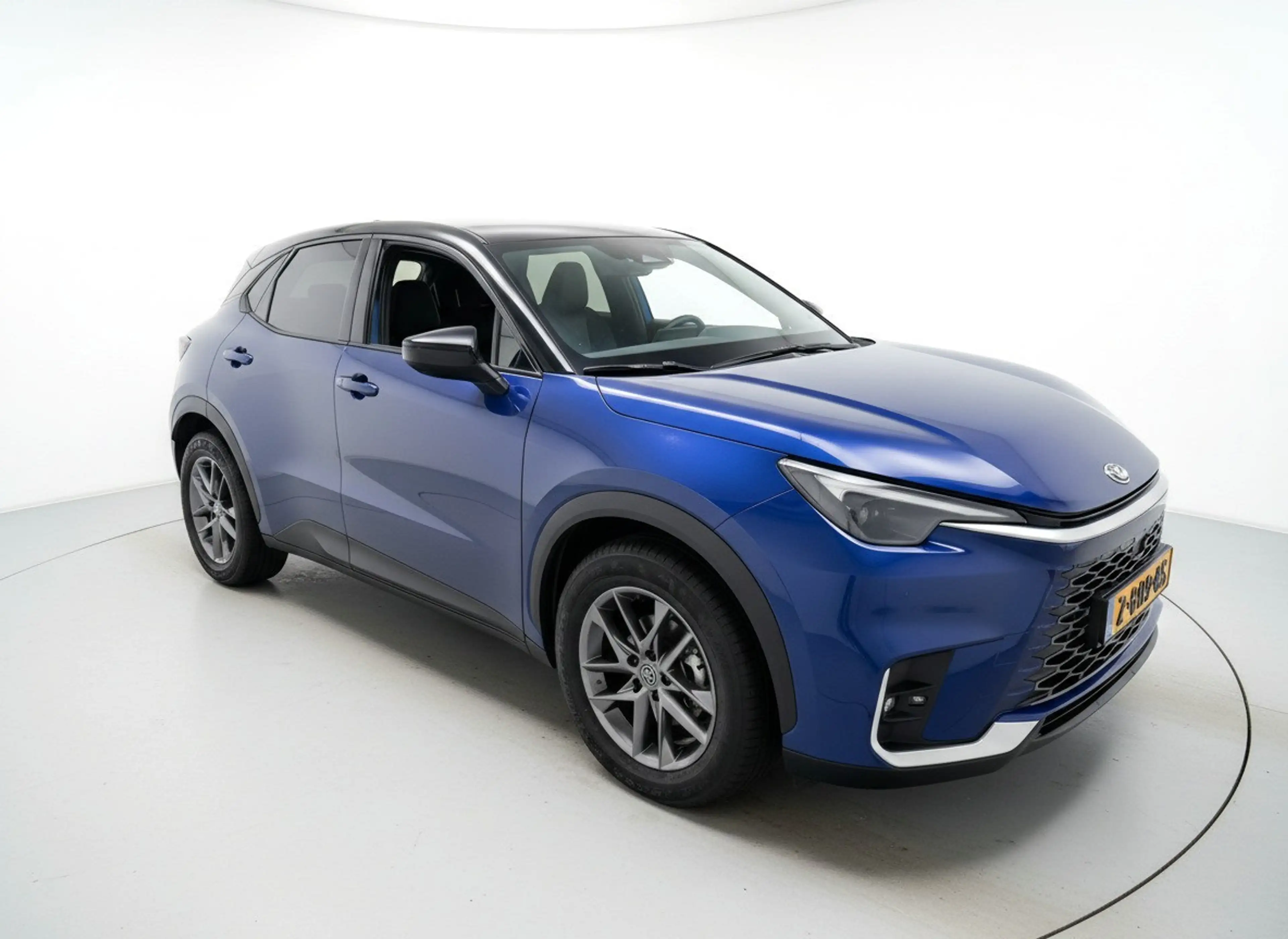 Lexus LBX 1.5 Cool 2WD Advanced Pack | NL-Auto | Mark-Levins — photo 2