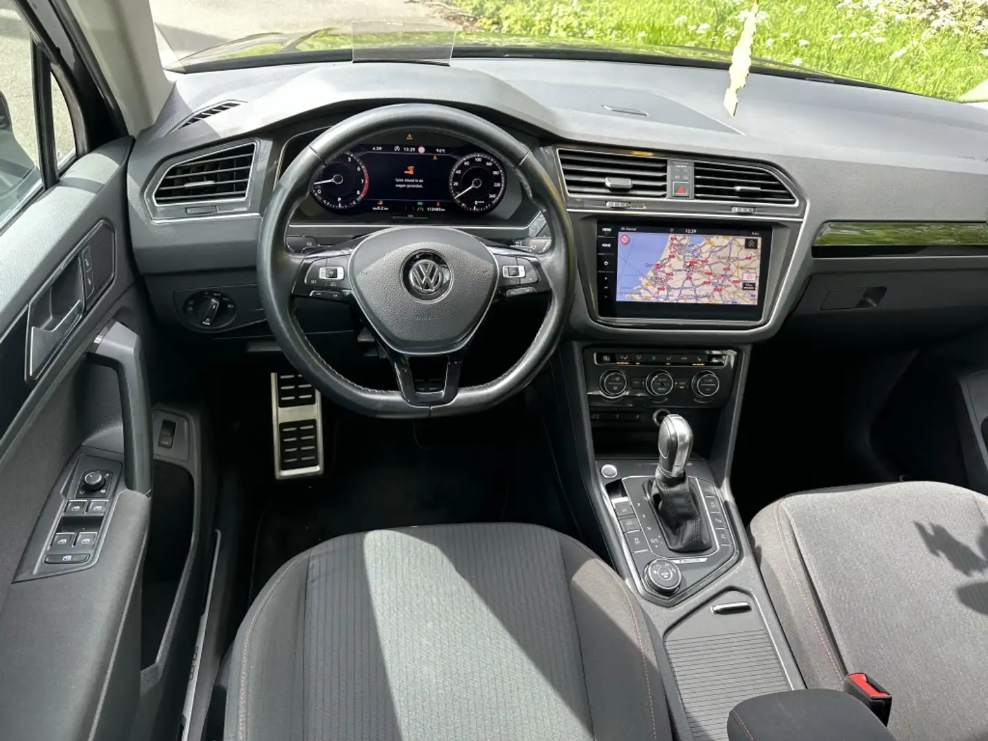 Volkswagen Tiguan 1.4 TSI 4M. Highl. |NAVI|AUTOMAAT|AIRCO| Rot - 2