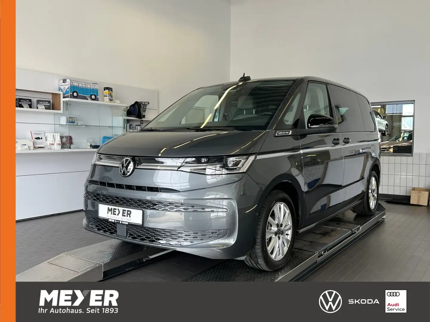 Volkswagen T7 Multivan Style 2.0 TDI DSG *AHK, IQ.Light, Panorama, LM'-1 Grau - 1