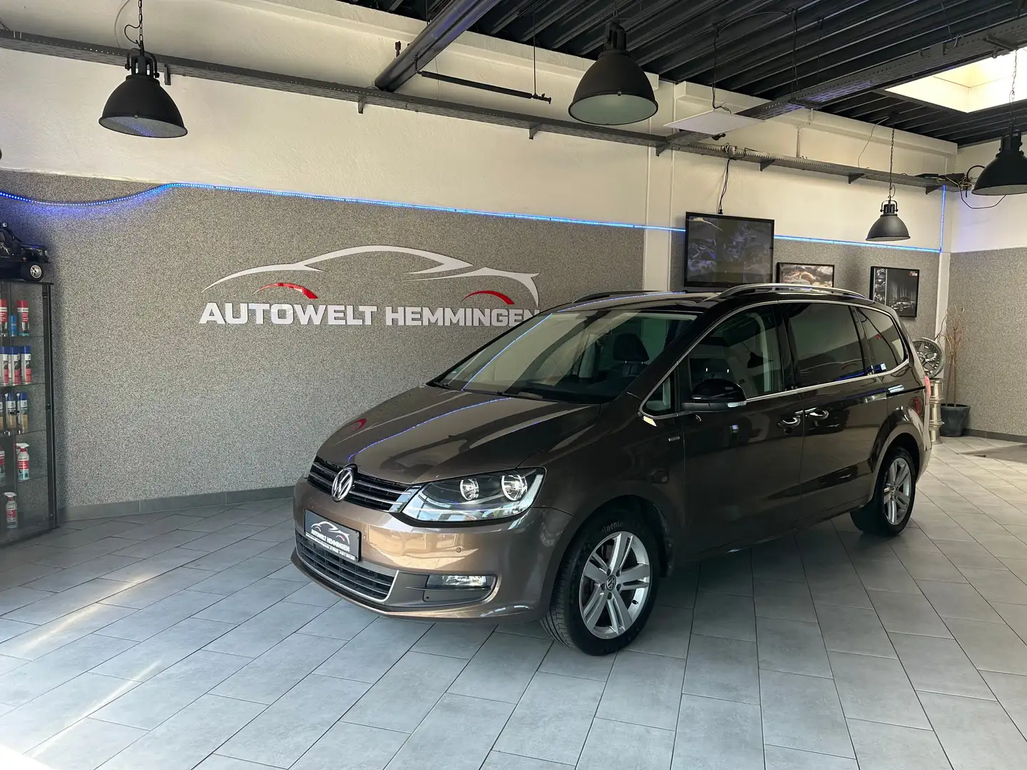 Volkswagen Sharan 1.4 Match BlueMotionTechno.*12M.Garantie*Finanz.* Braun - 1